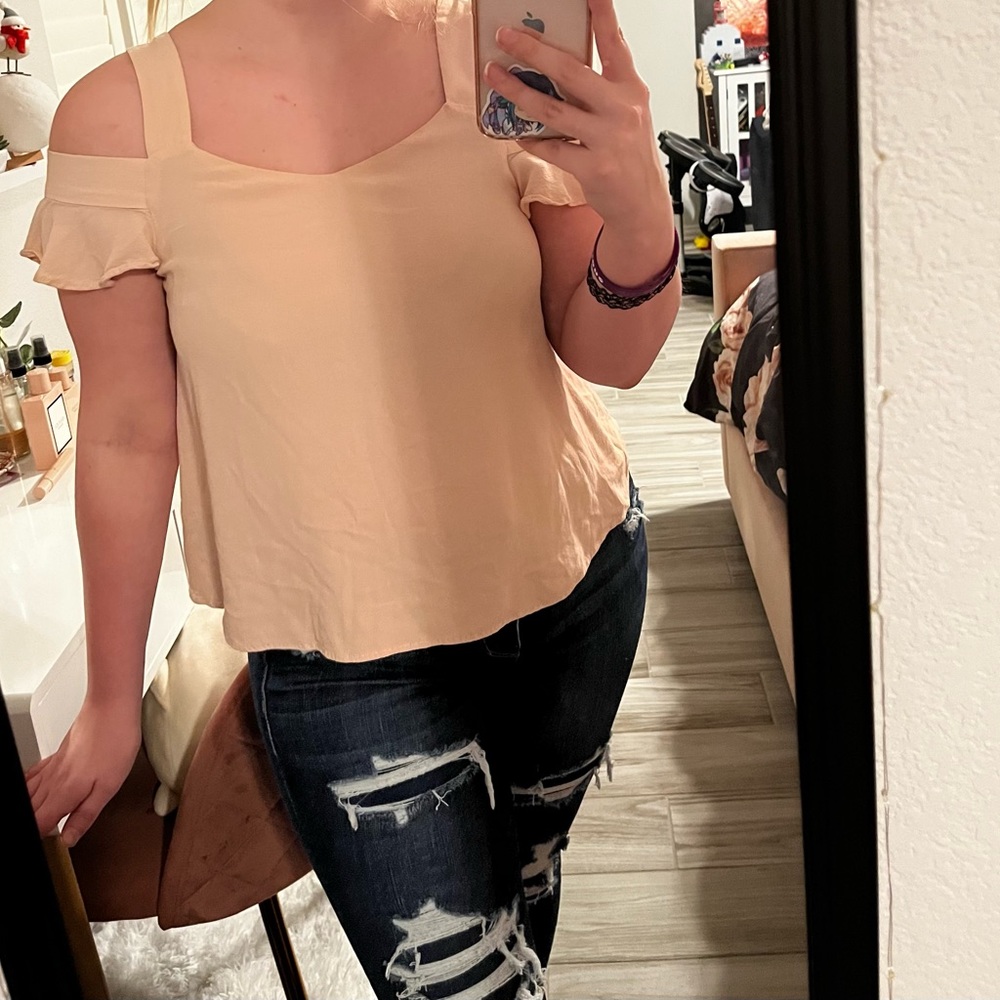 ✨Pale Pink Shirt✨